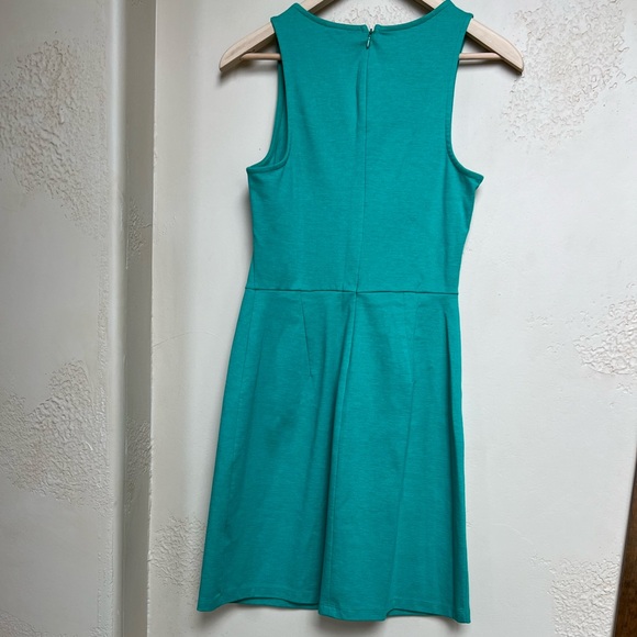 Old Navy Dreamy Green Dress - Picture 2 of 4